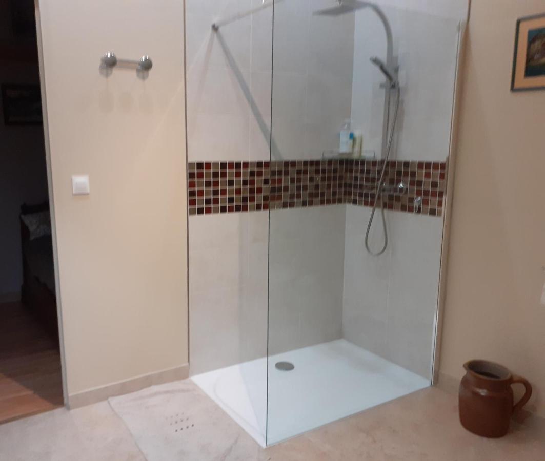 Bed and Breakfast La Guette Cercy-la-Tour Екстер'єр фото